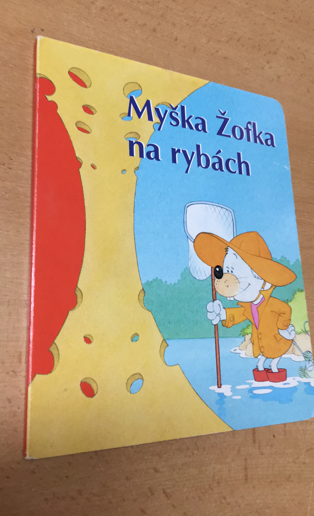 LEPORELO MYŠKA ŽOFKA NA RYBÁCH