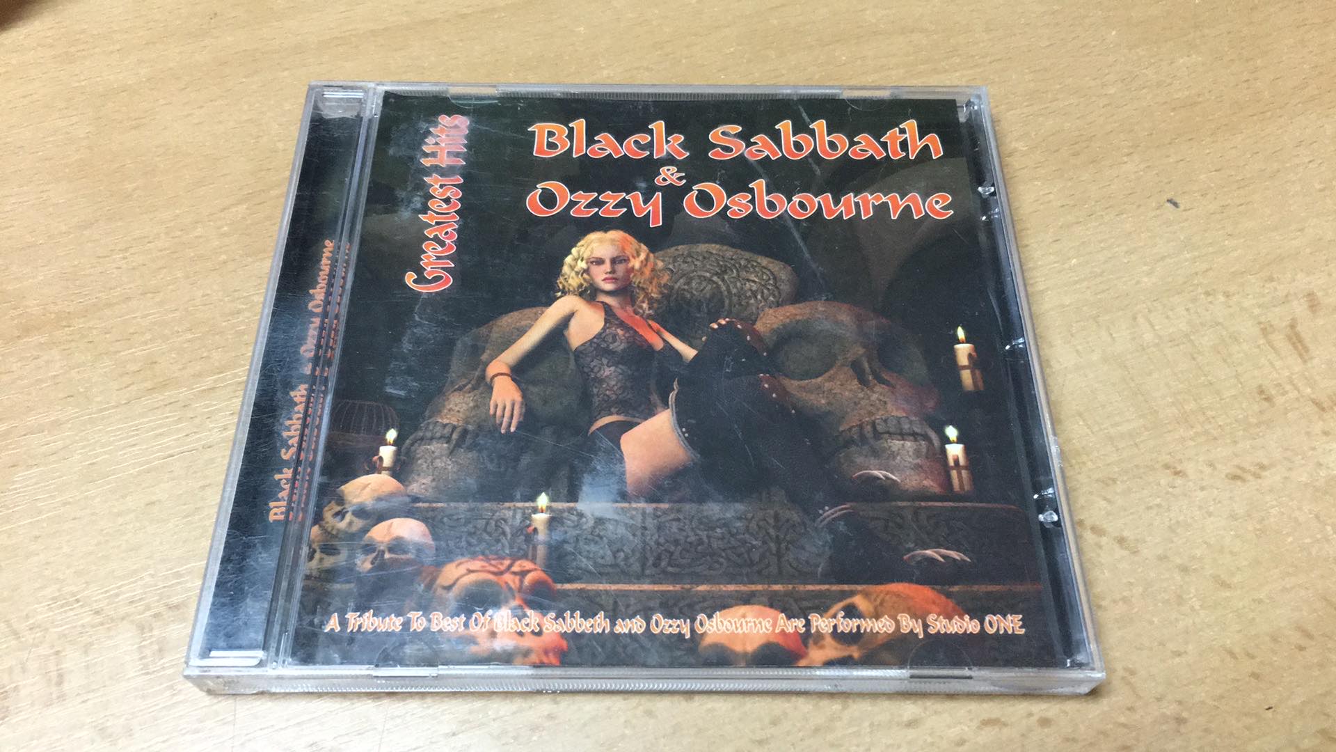 CD BLACK SABBATH & OZZY OSBOURNE - GREATEST HITS | Antikvariát u Brouků ...