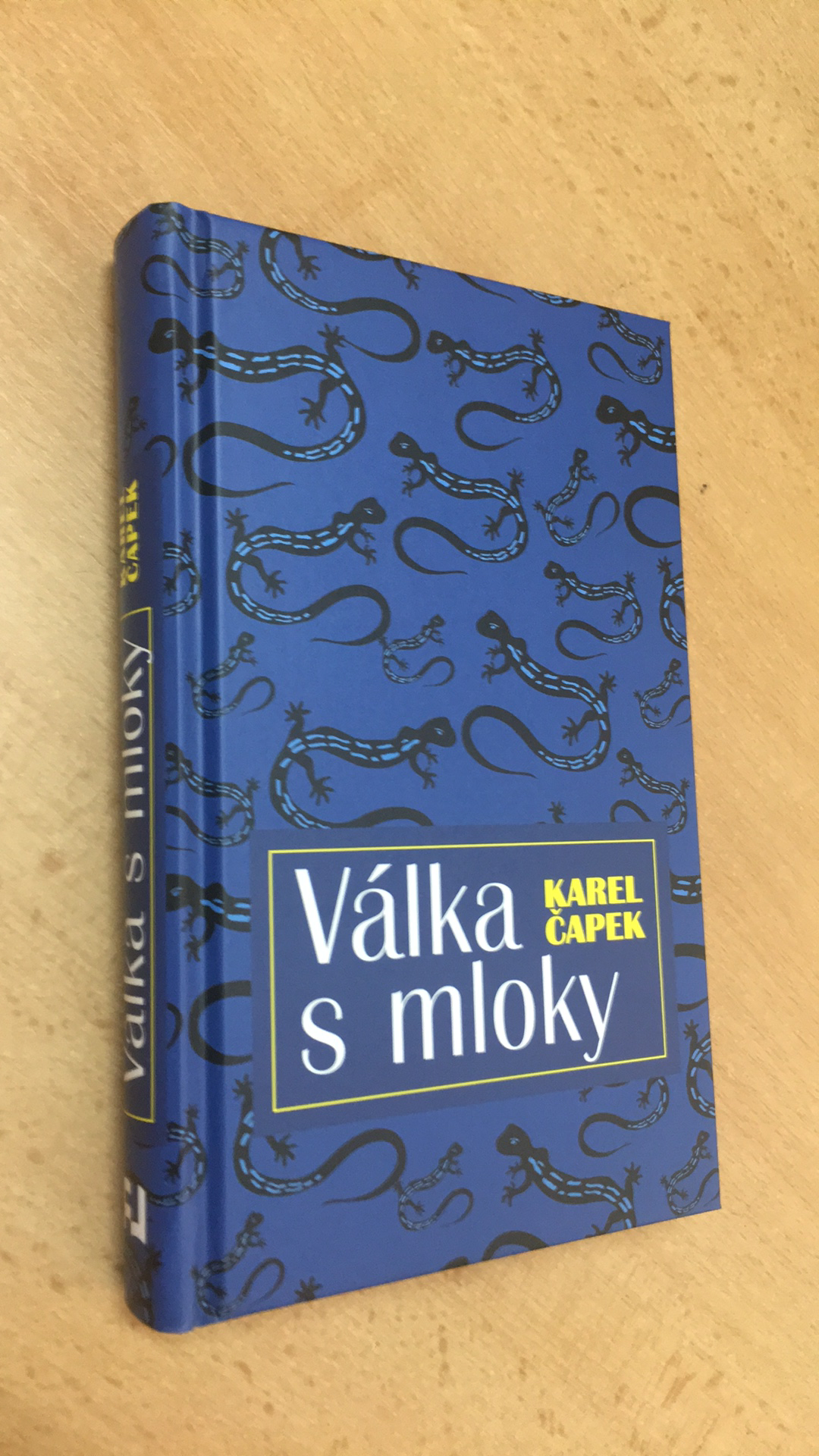 KAREL ČAPEK - VÁLKA S MLOKY