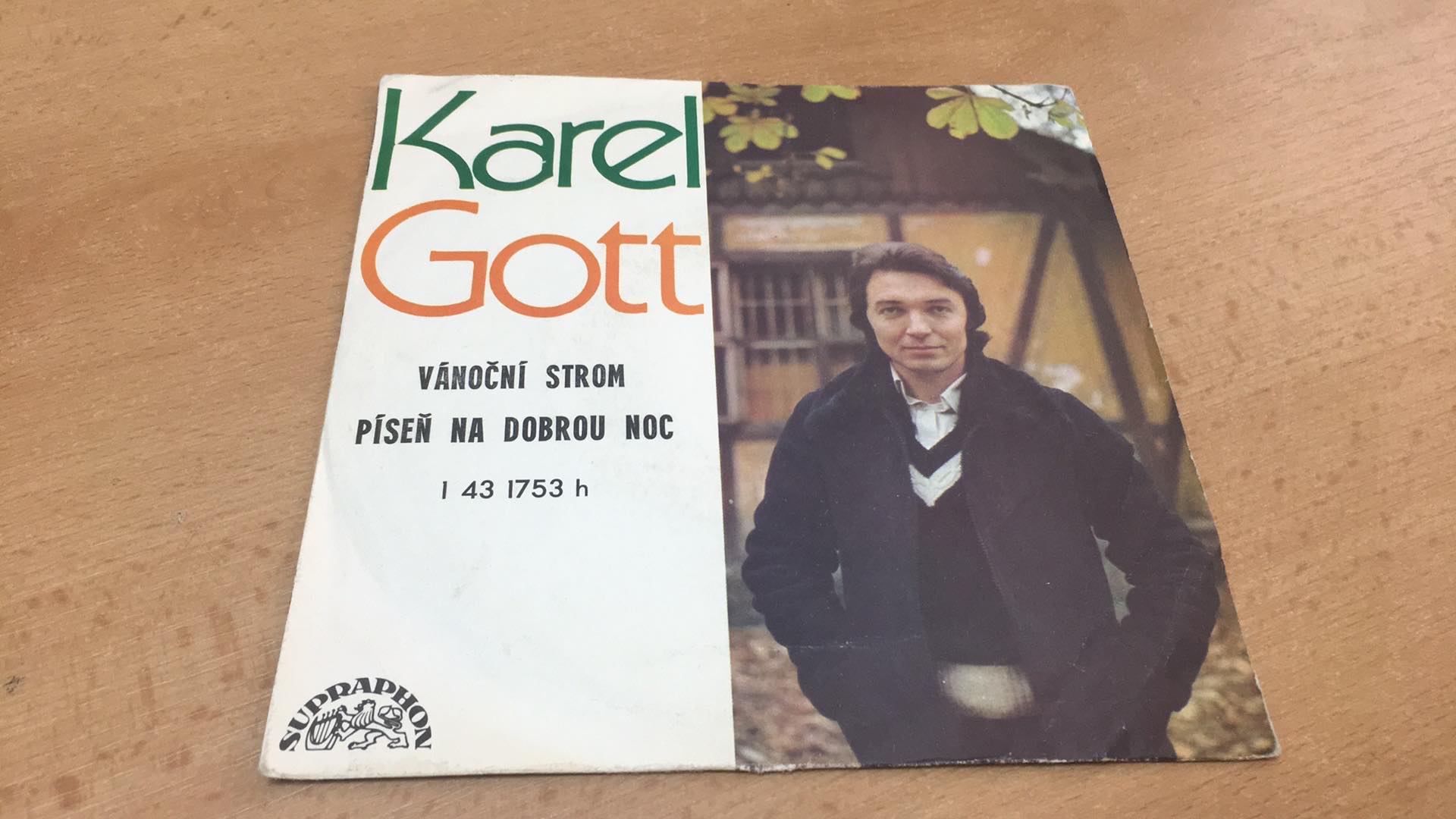 SP KAREL GOTT - VÁNOČNÍ STROM