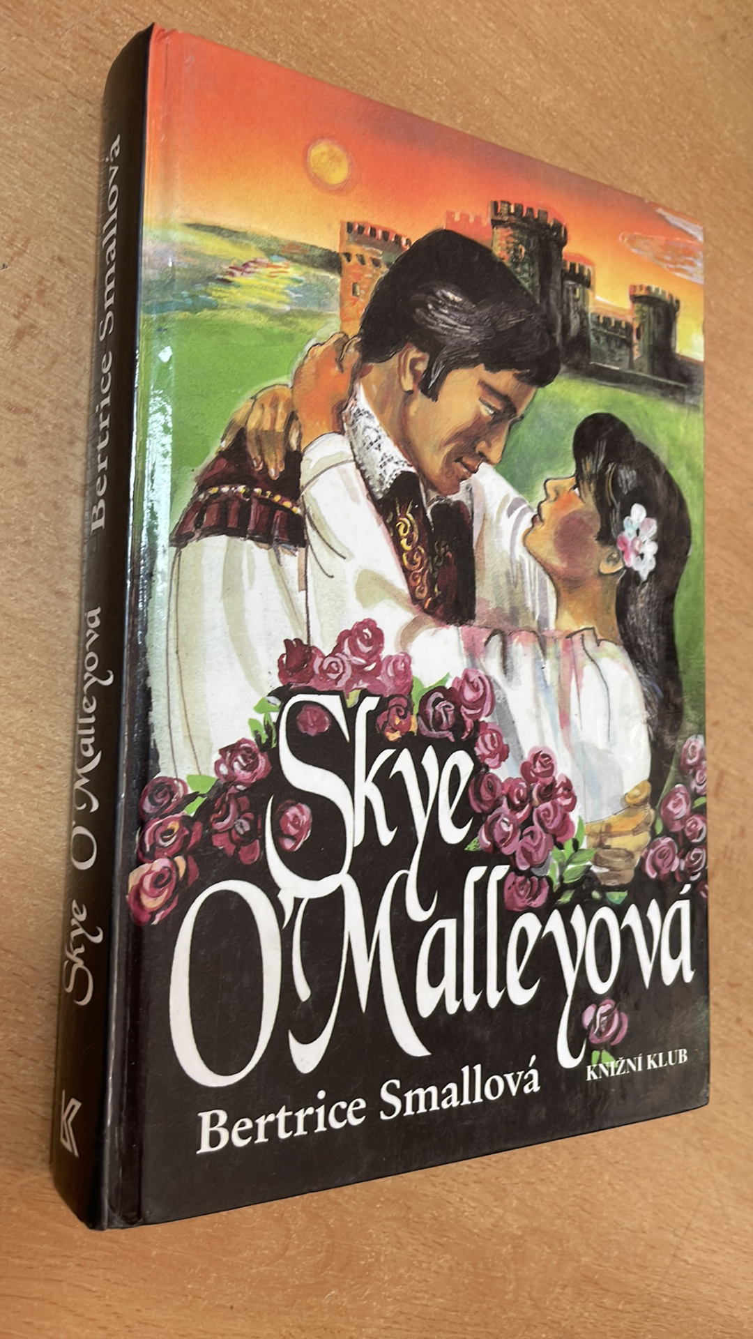 BERTRICE SMALLOVÁ - SKYE O'MALLEYOVÁ