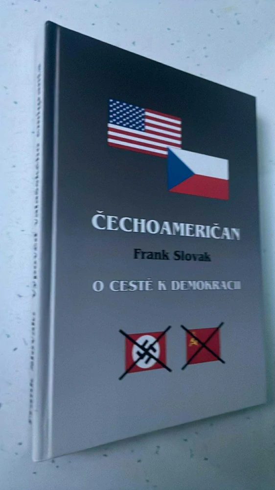 FRANK SLOVAK : ČECHOAMERIČAN