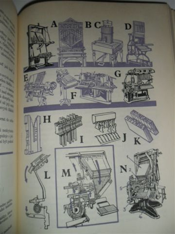 A. A. HOCH - ROBOTI NA POSTUPU