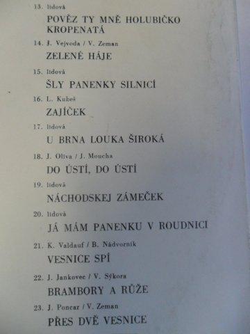  PĚJME PÍSEŇ DOKOLA 3