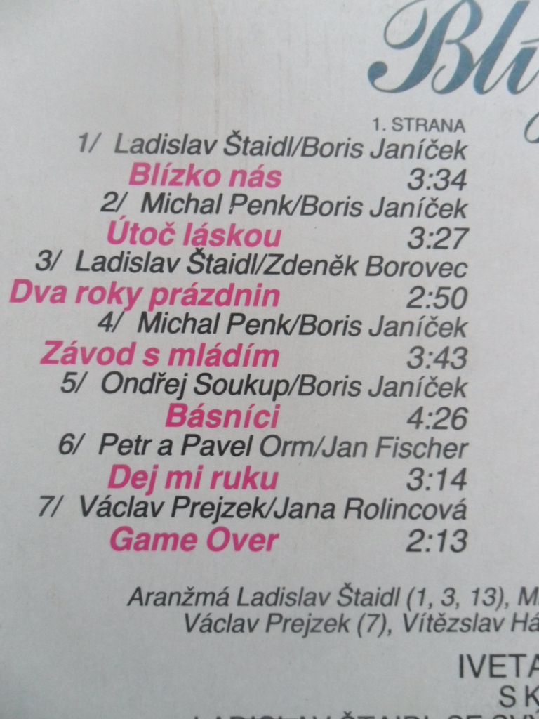IVETA BARTOŠOVÁ : BLÍZKO NÁS