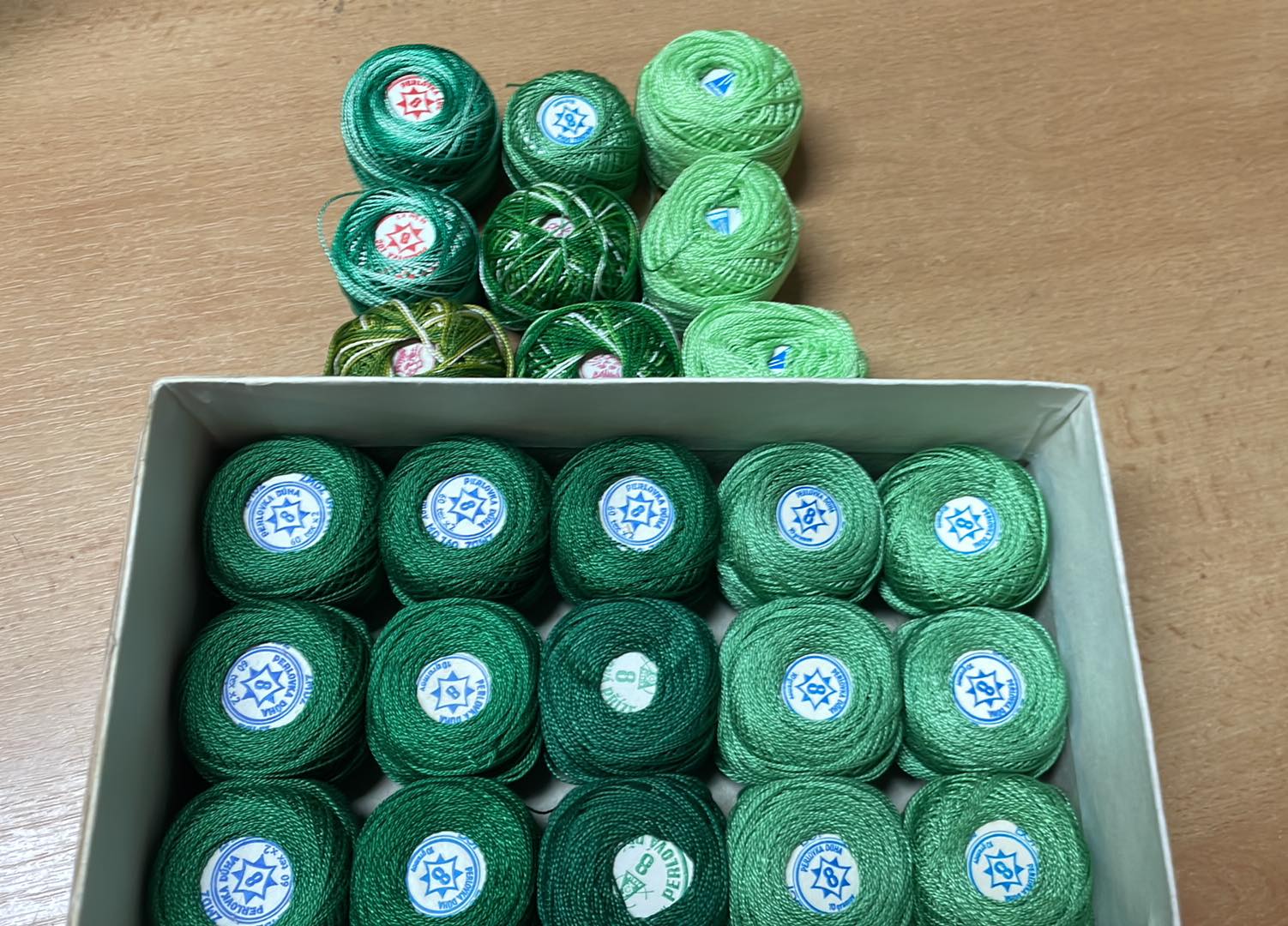 Příze na vyšívání 