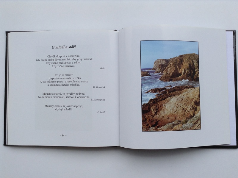 DÁRKOVÁ KNÍŽKA MOUDROSTI A POHODY