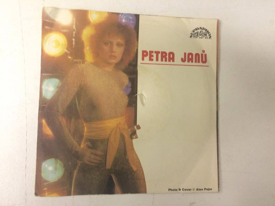 SP PETRA JANŮ : JÁ NEJSEM ZLÁ, TOVÁRNA NA MALÉRY