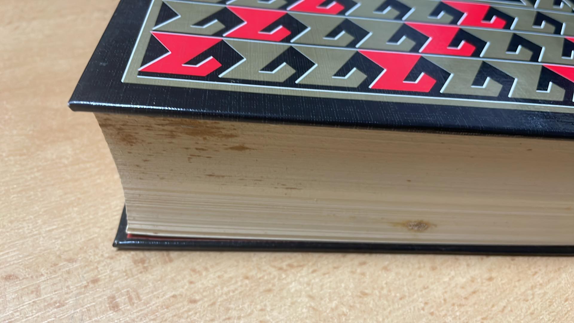 POVĚSTI SLOVENSKÝCH HRADŮ A ZÁMKŮ