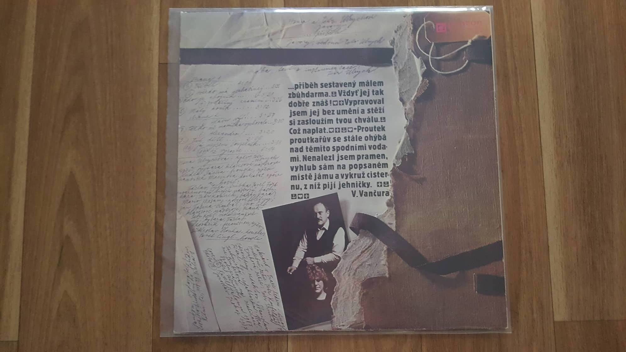 LP JAVORY - Hana a Petr Ulrychovi... Příběh