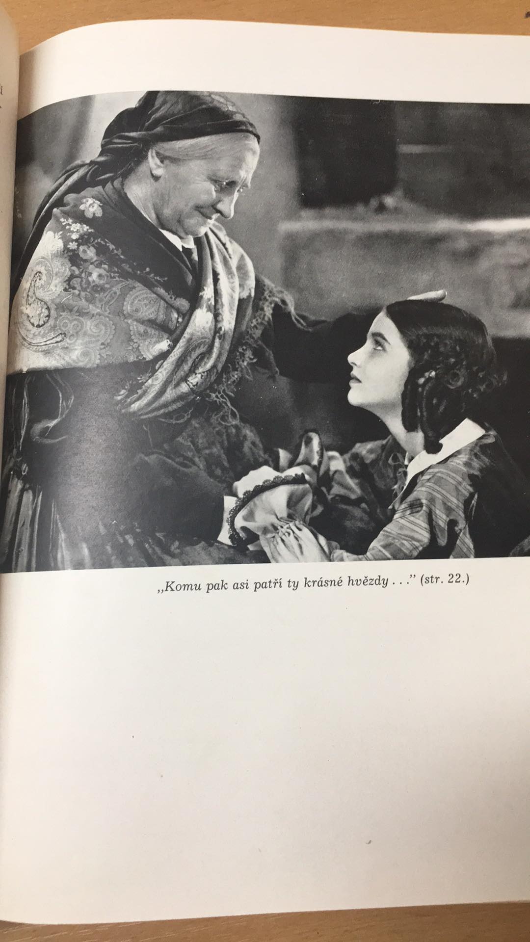 BOŽENA NĚMCOVÁ - BABIČKA