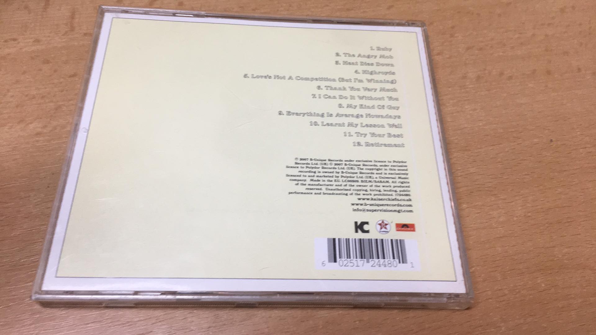 CD KAISER CHIEFS - YOURS TRULY