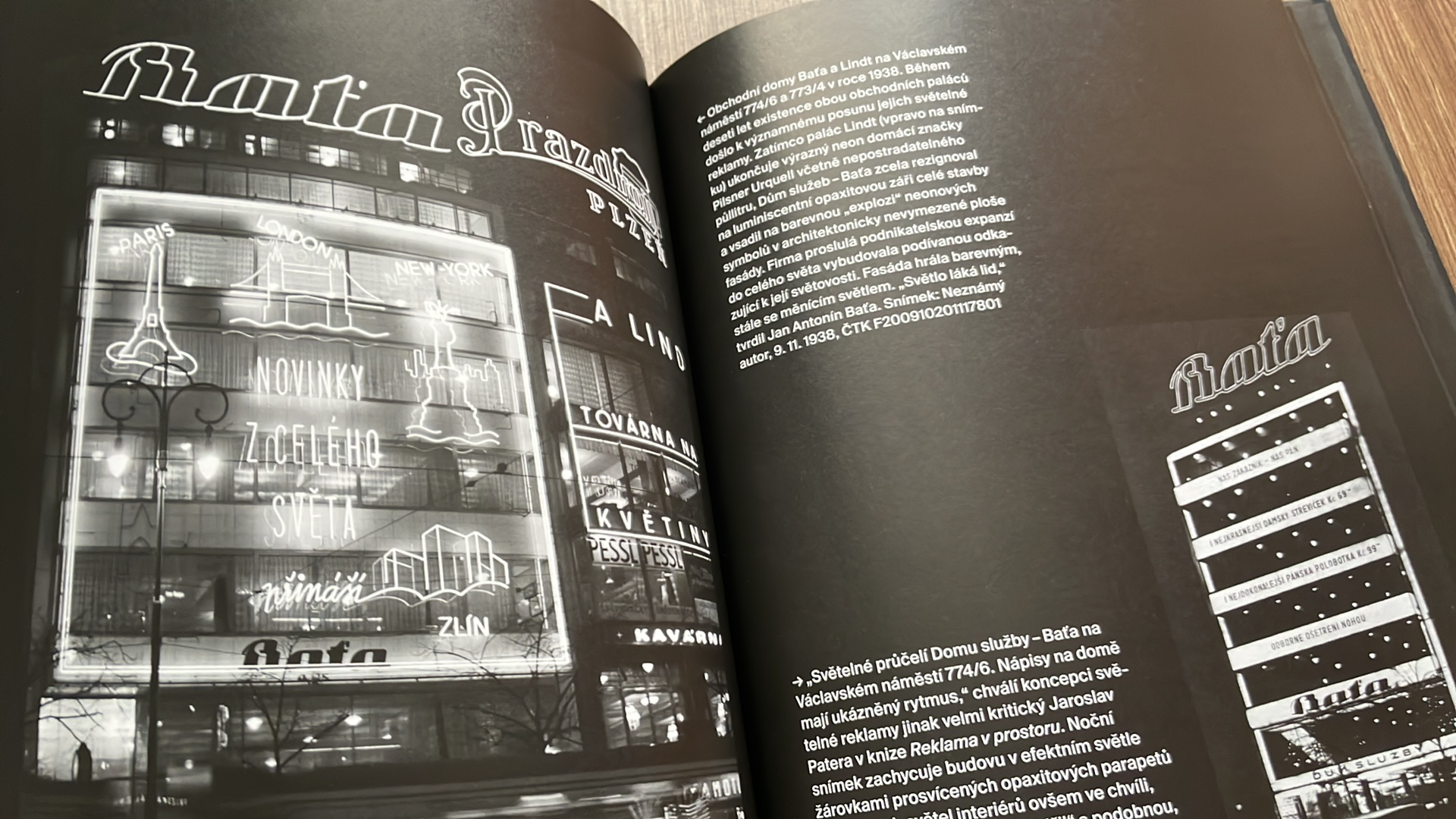 EVA BENDOVÁ - NEONY A SVĚTLA REKLAM