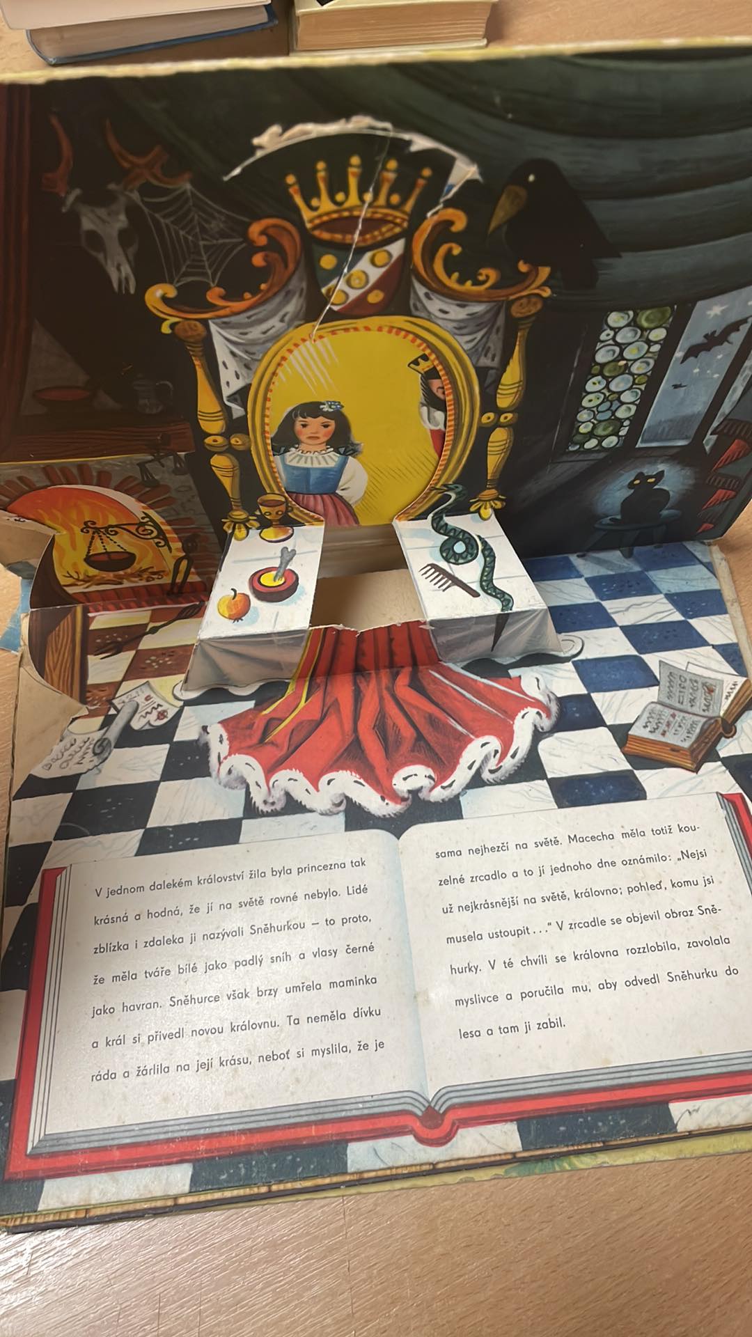 PROSTOROVÉ LEPORELO O SNĚHURCE