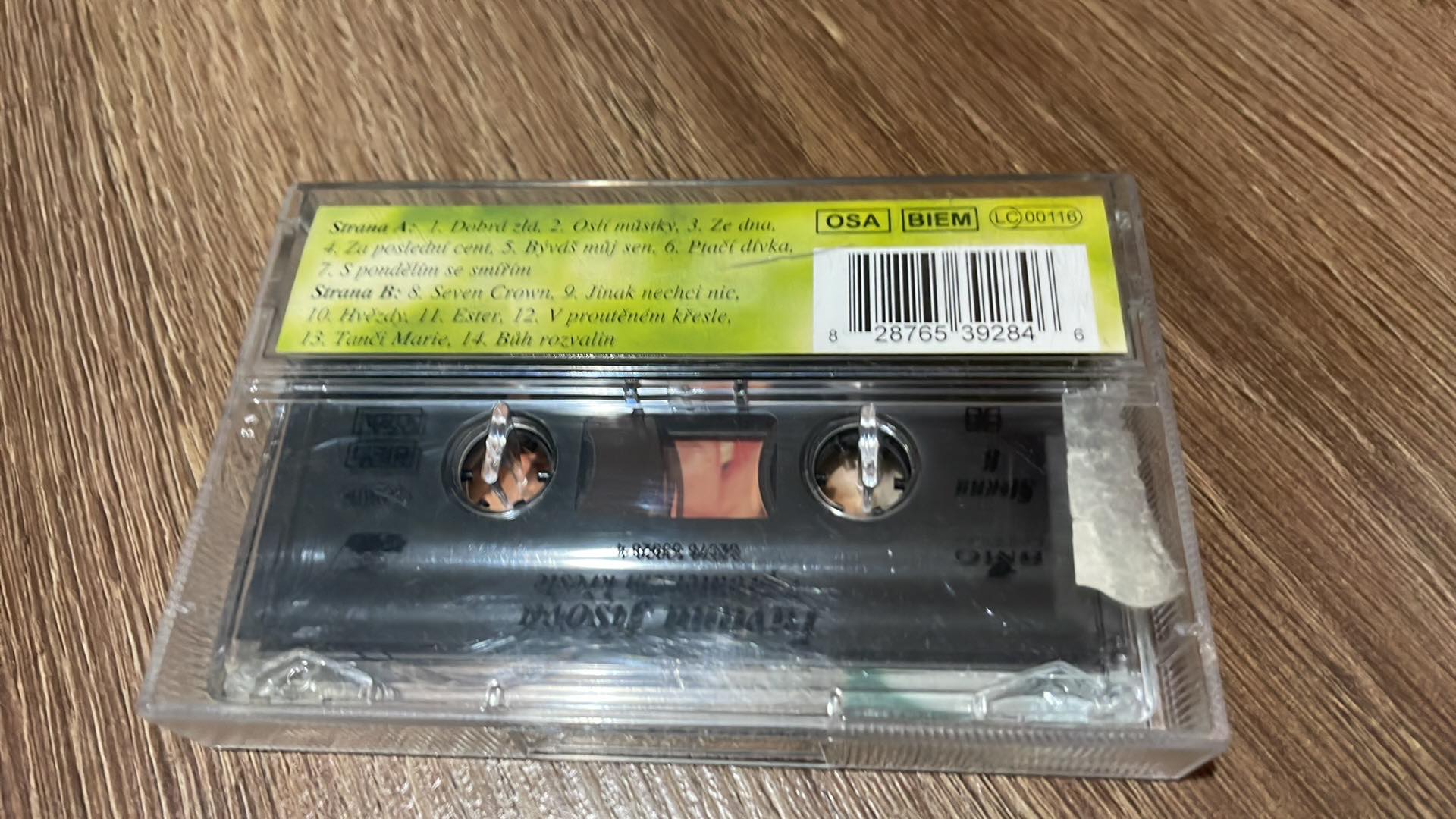 MC PAVLÍNA JÍŠOVÁ : V PROUTĚNÉM KŘESLE