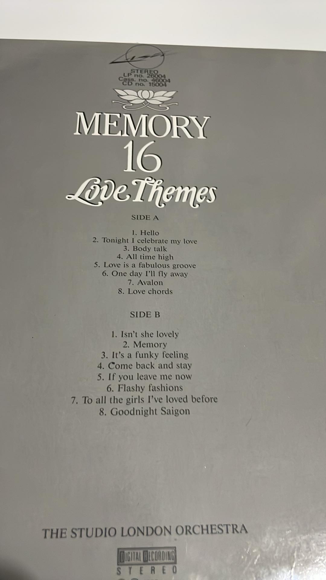 LP MEMORY 16 LOVE THEMES