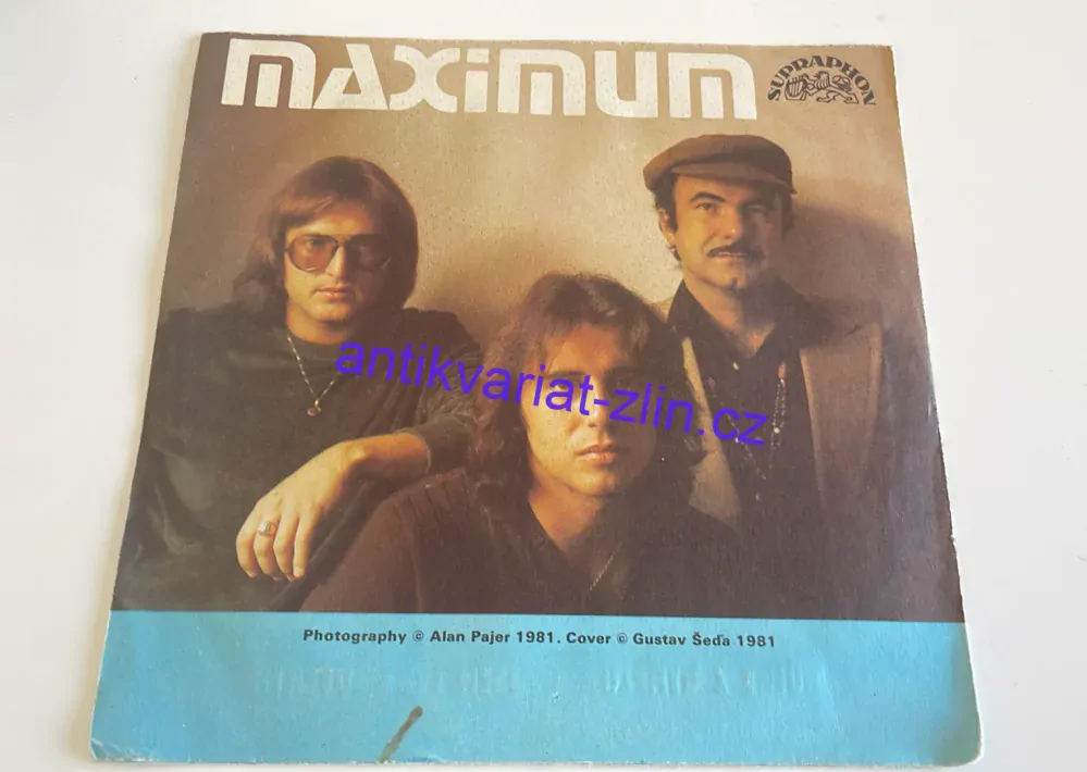 SP VÍTĚZSLAV VÁVRA : HOLKY Z GYMPLU