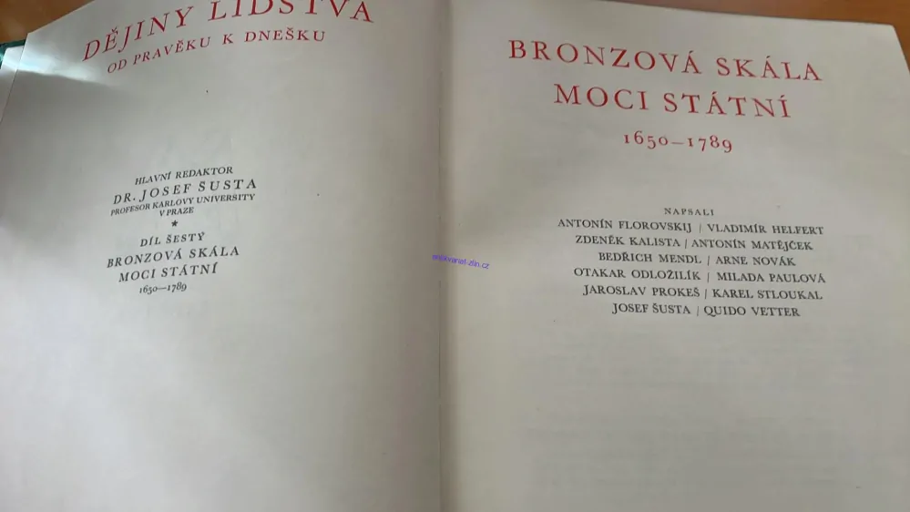 BRONZOVÁ SKÁLA MOCI STÁTNÍ