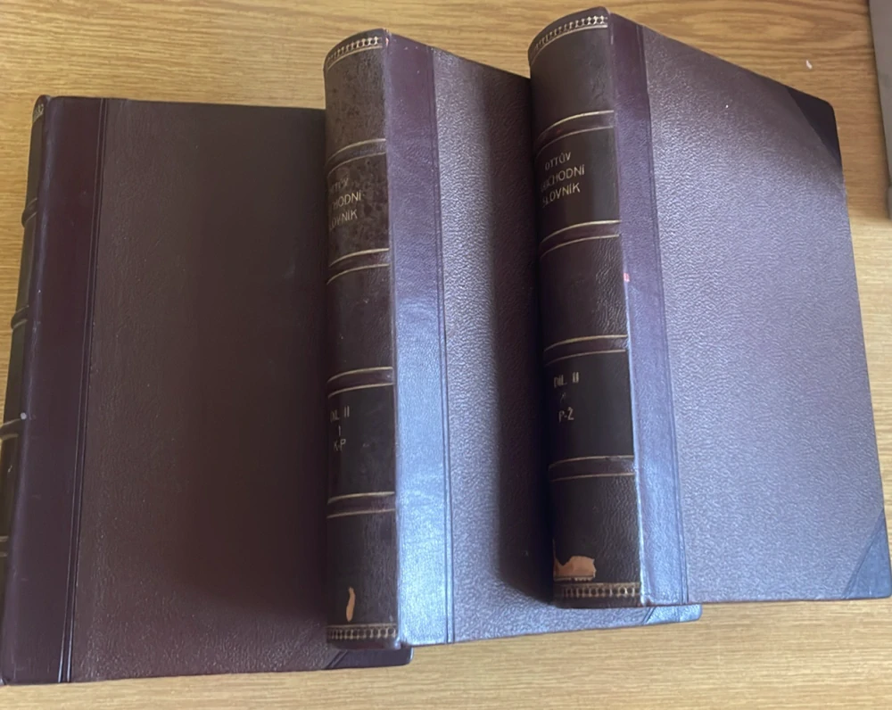 OTTŮV OBCHODNÍ SLOVNÍK