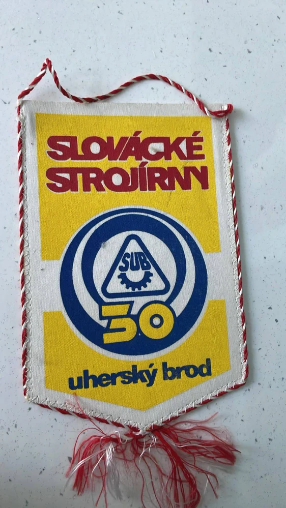 Vlaječka : SLOVÁCKÉ STROJÍRNY UHERSKÝ BROD
