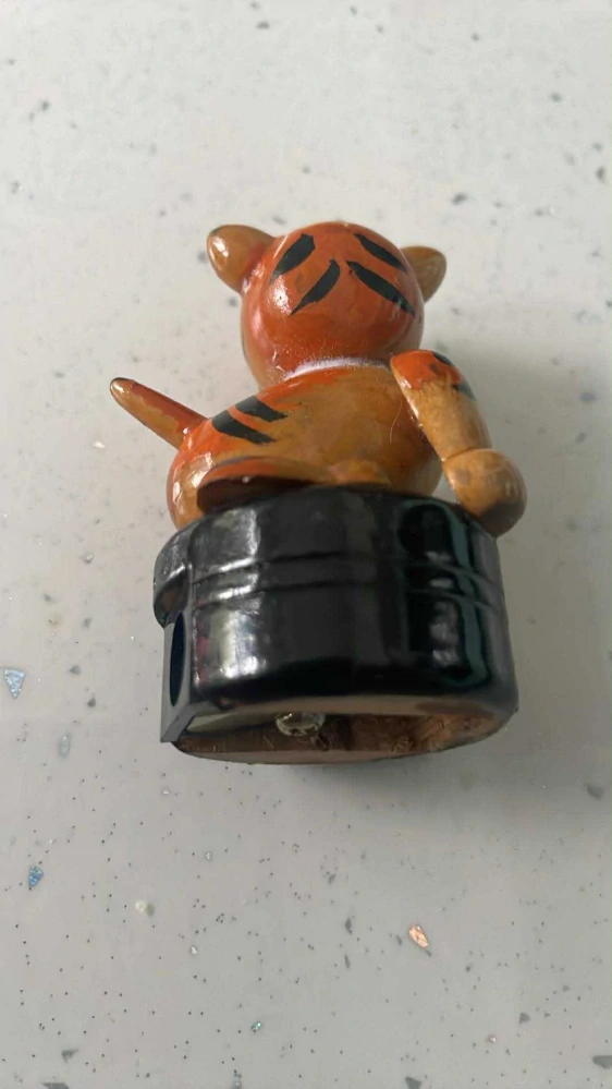 Retro dřevěné ořezávátko : Zvířátko