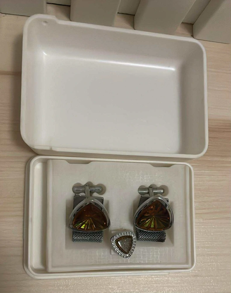 MANŽETOVÉ KNOFLÍKY