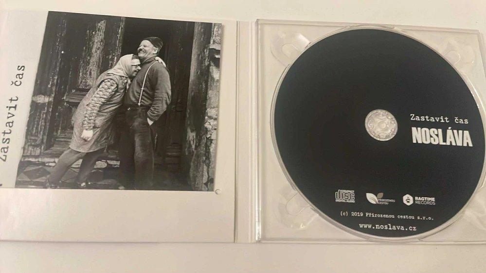 CD ZASTAVIT ČAS : NOSLÁVA
