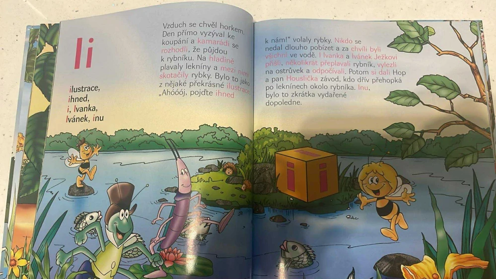 SLABIKÁŘ VČELKY MÁJI