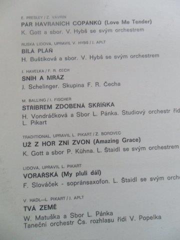 LP  - UŽ Z HOR ZNÍ ZVON 