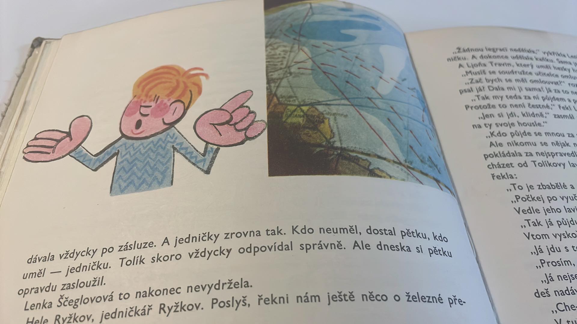 JURIJ TOMIN - VE MĚSTĚ BYL KOUZELNÍK