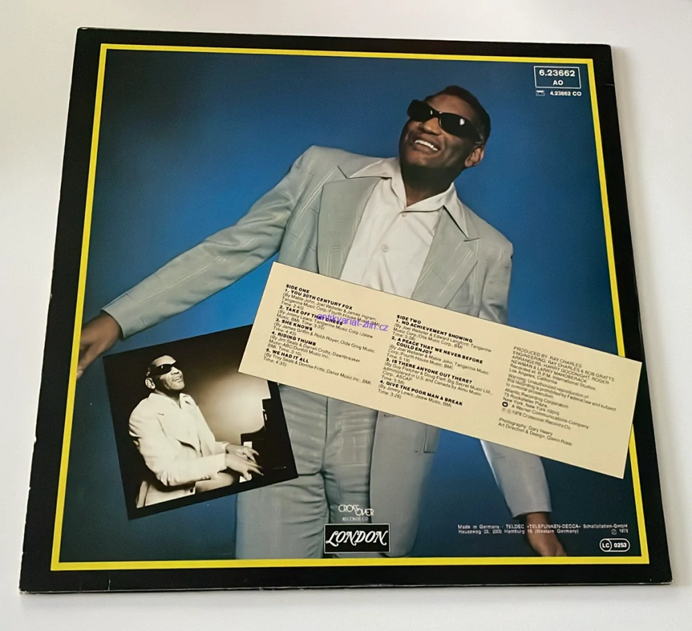 LP RAY CHARLES love & peace