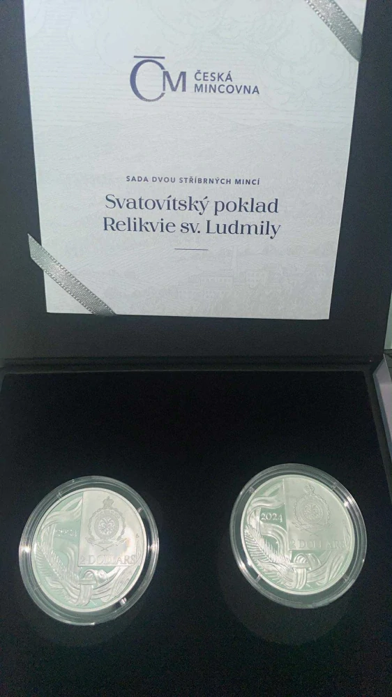 SADA DVOU STŘÍBRNÝCH MINCÍ : Svatovítský poklad 