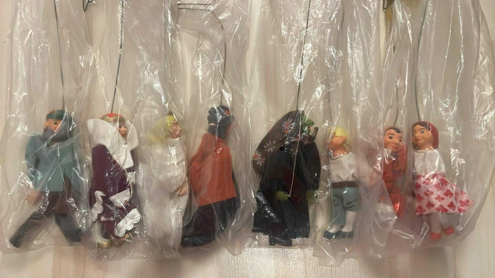 Staré loutky + divadlo