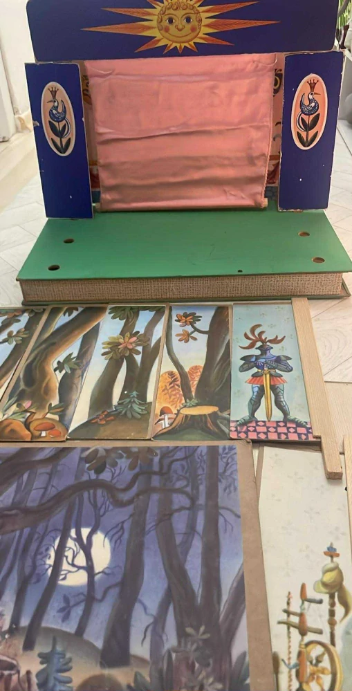 Staré loutky + divadlo