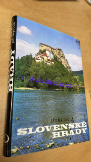 JÁN HAJDUCH - SLOVENSKÉ HRADY